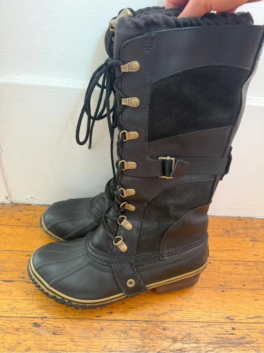 Women's Sorel Black Lace-Up Winter Boots